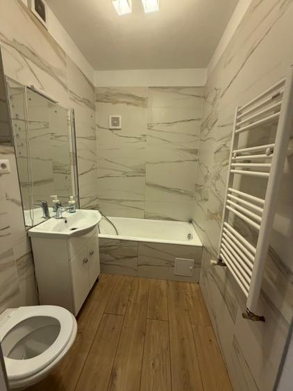 Vând apartament 4 camere Unirii Clinici