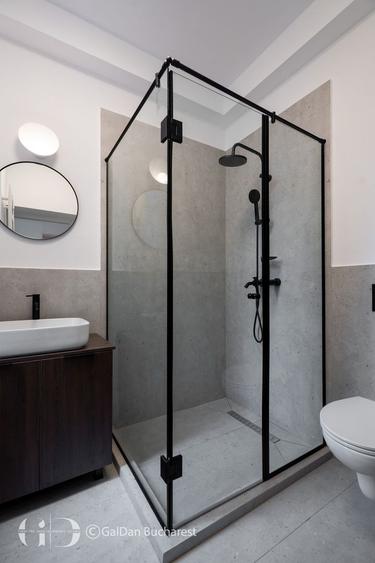 Apartament 4 camere de închiriat