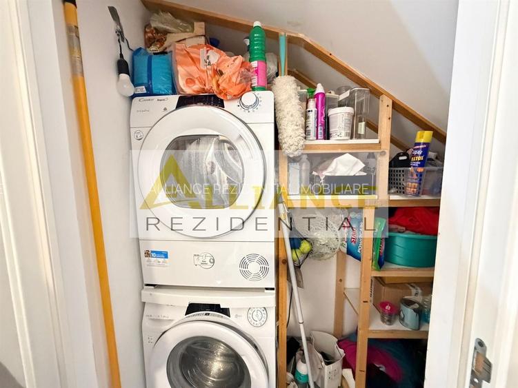 Duplex - 4 camere - 2 bai - 200mp teren - 9
