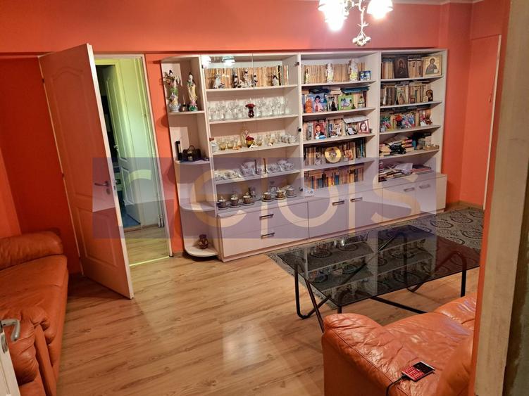 VANZARE 3 CAMERE AUCHAN VITAN