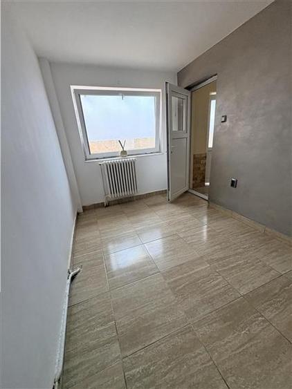 Casa 4 Camere de Vanzare - Zona Coiciu