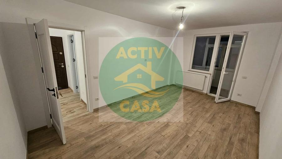 Apartament 3 camere, decomandat, centru, Roman, Neamt