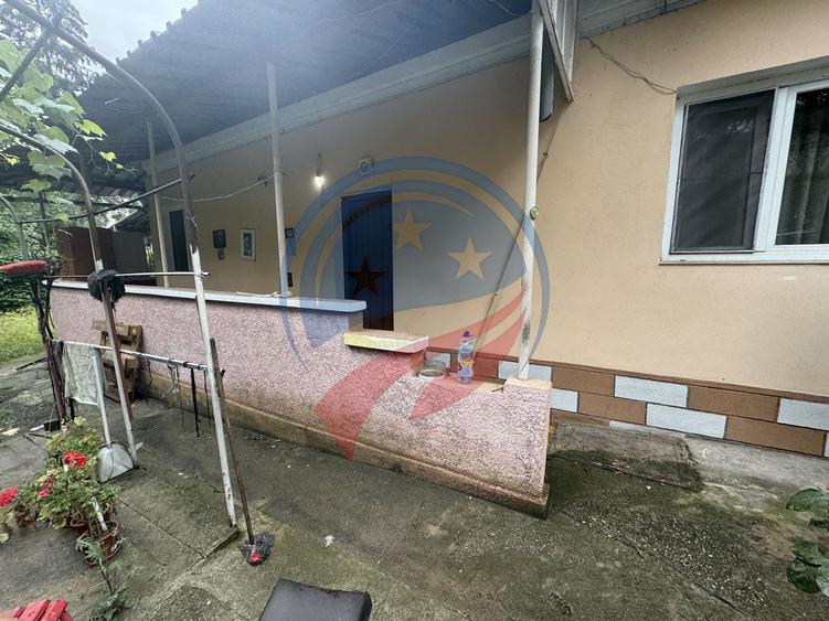 Casa si teren Ultracentral