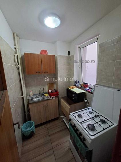 Apartament 2 Camere Titan  Decomandat  Bloc Reabilitat - 5