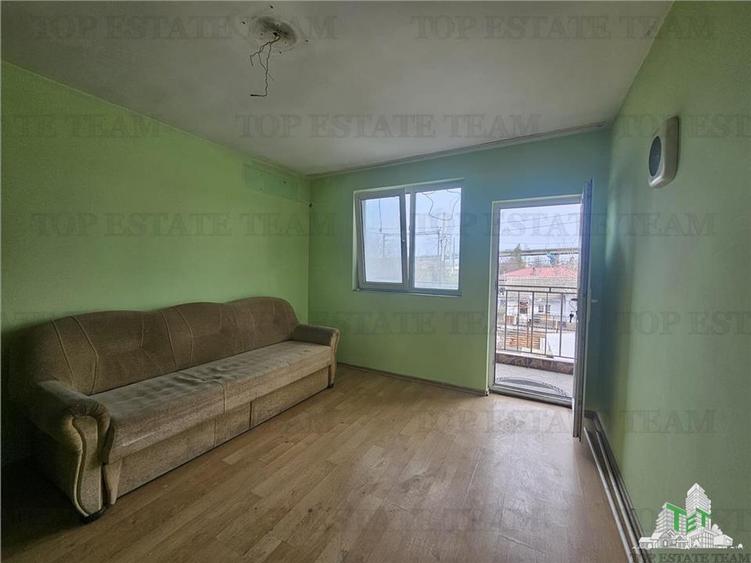 Casa 4 camere plus anexe zona gara Medgidia, Constanta