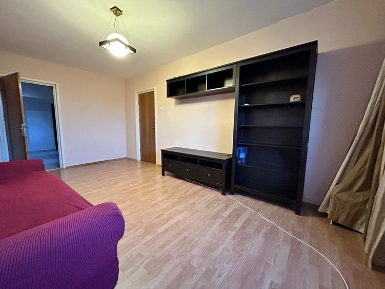 Apartament 3 Camere Titan/Costin Georgian