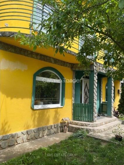 Proprietar, vand/inchiriez Snagov: Str. Zorelelor 2, 8 camere, 5 bai, 251mp util - 2