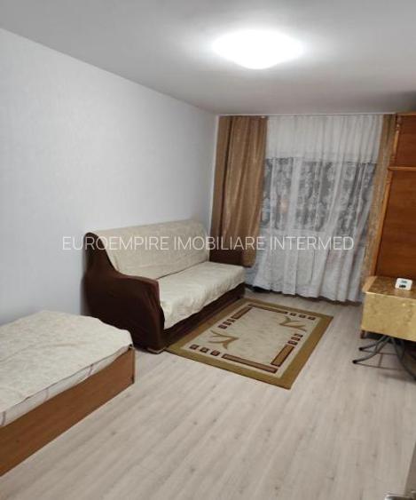 Apartament 2 camere decomandate zona KM 5 - 9