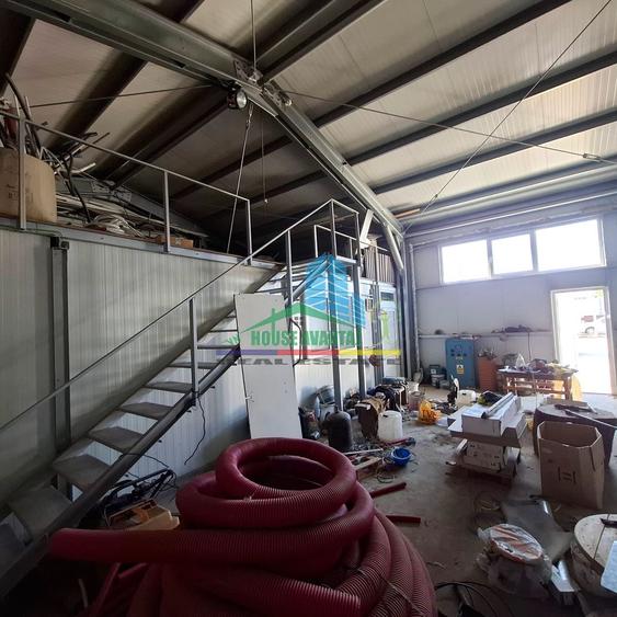 Proprietate industrială cu hală metalică, birouri și teren – Golești