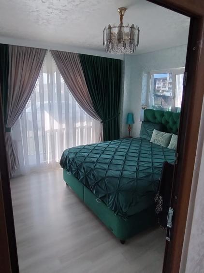 Apartament de vanzare 3 camere zona Eroilor