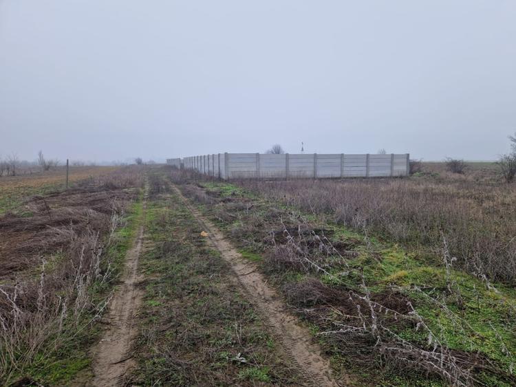Vând teren intravilan 918 mp – Șimnicul de Sus