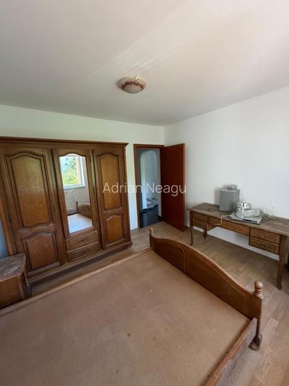 Apartament 3 camere, decomandat - 5