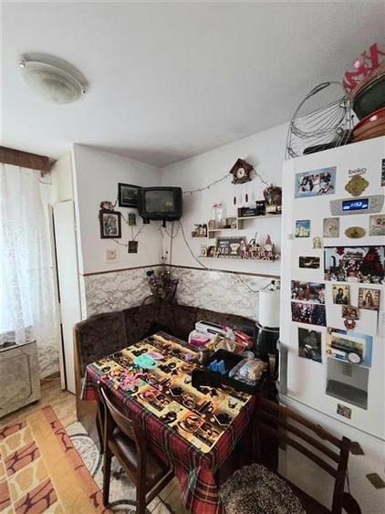 Apartament 3 camere, Etaj 1, Navodari