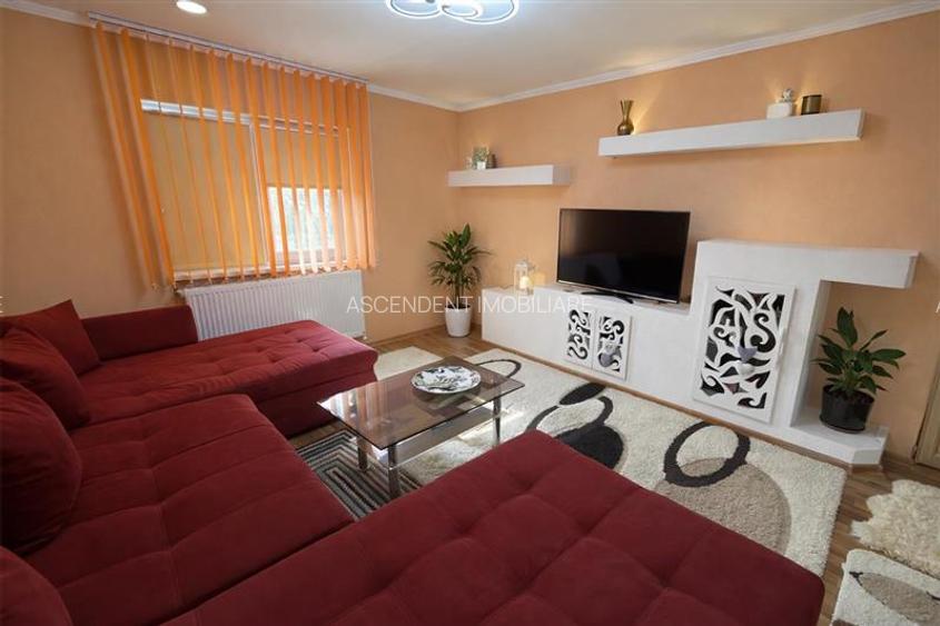 Casa 3 camere+ garsoniera separata, curte, gradina, anexe, Cristesti, Mures - 2