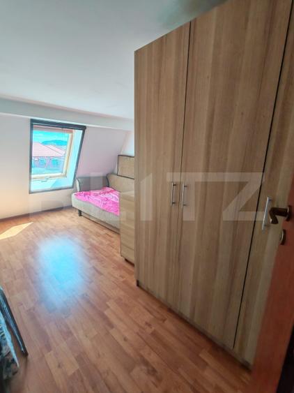 Apartament de vanzare, 4 camere - zona Decebal