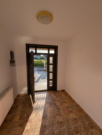 Direct Proprietar: Vila solida si generoasa langa Padurea Mogosoaia