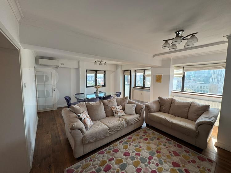 Apartament pe doua niveluri, 4 camere, 96.50 mp, zona Ultracentrala