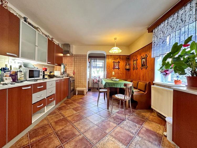 Casa singur in Curte cu Priveliste Deosebita, Zona Centrala - 9