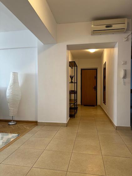 Apartament 4 camere de inchiriat | P-ta Lahovari | Romana | Lux