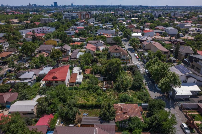 BANEASA - SISESTI, TEREN CONSTRUCTII 660 MP, DOUA FRONTURI!
