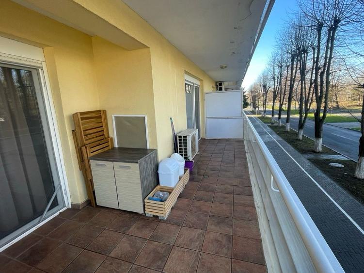 Apartament 3 camere Neptun - plaja Delfinul