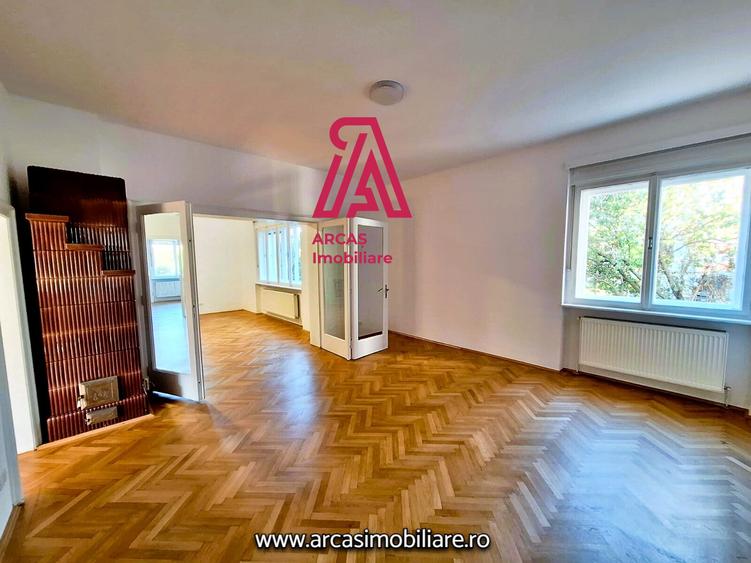Vilă de prestigiu | 12 camere, 488 mp utili, teren 600 mp | Sibiu!