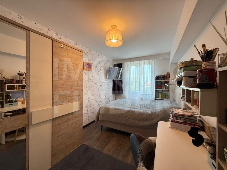 Inchiriere apartament 3 camere Andrei Muresanu