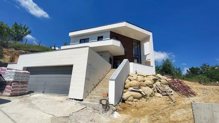 Casa noua premium, D+P+E, 245 mp utili, teren 860 mp, in Feleacu