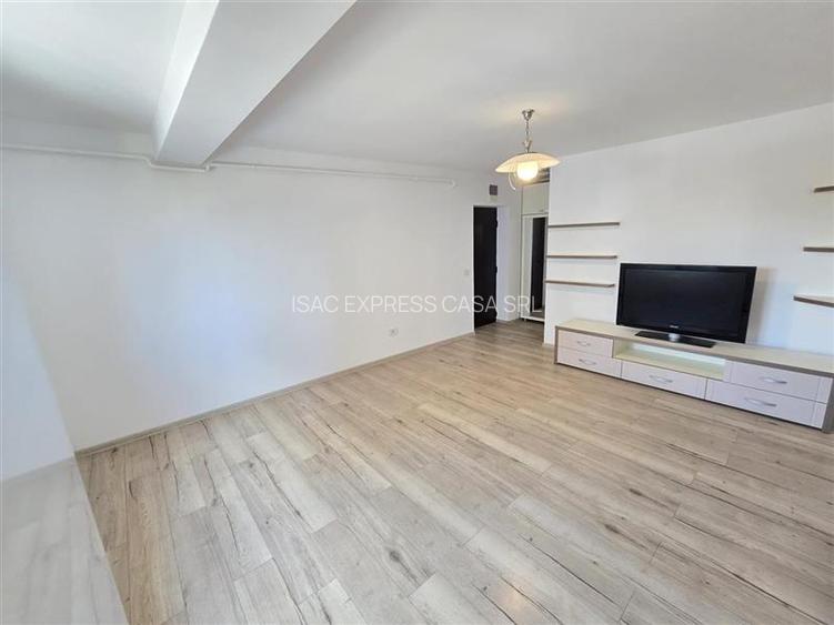 Apartament 3 camere, etaj 1, zona Palas Mall - 9