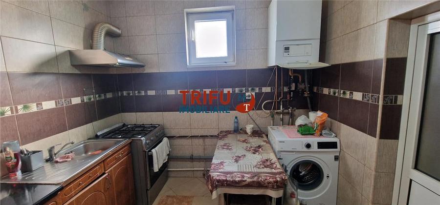 Casa de vanzare 5 camere zona Barabant