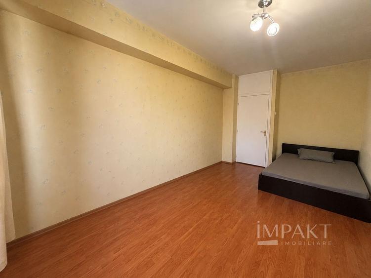 Apartament 2 camere decomandat cu balcon, Zona Strazii Titulescu