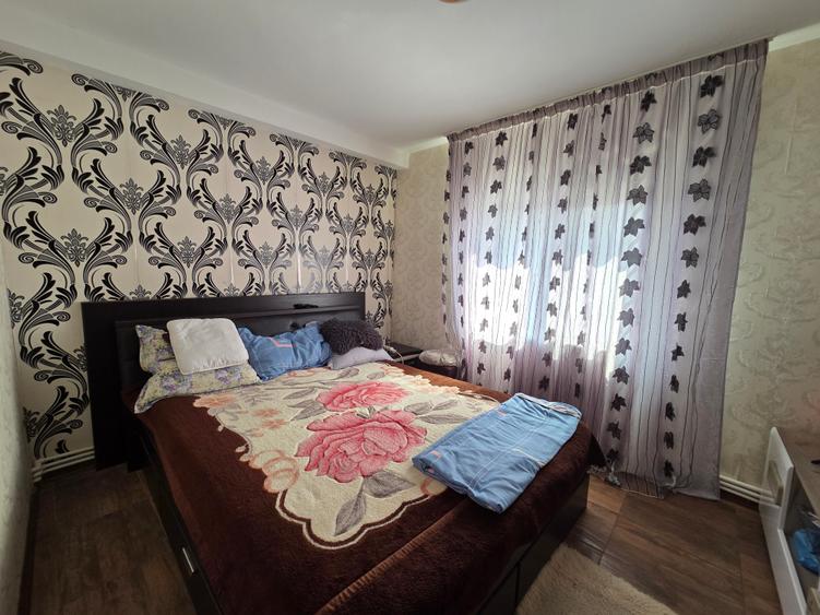 Apartament cu doua camere etaj 3 Parc CFR Adjud
