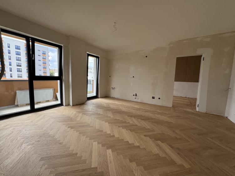Apartament cu 3 camere la cheie | Intre Lacuri