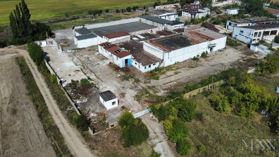 4 Hale + Teren intravilan | De vanzare | Salonta, jud. Bihor