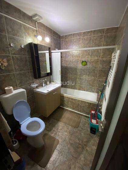 Închiriez apartament 2 camere - 10