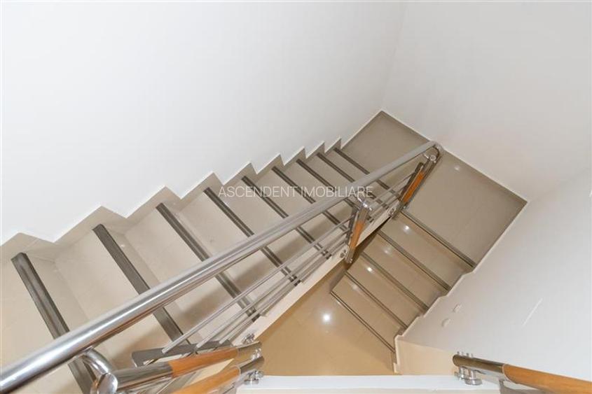 Vila distincta, panorama urbana, amplasare de top, Zarnesti, Brasov - 22