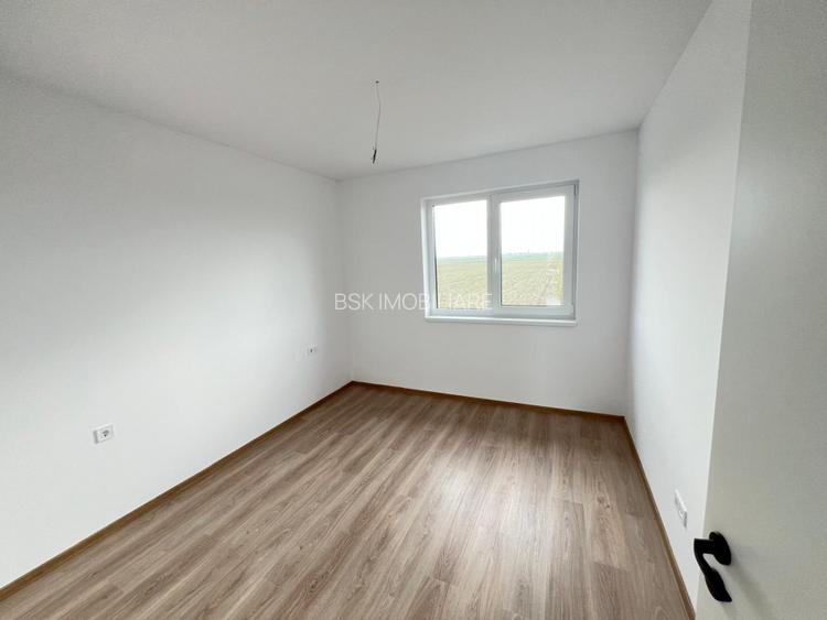Casa - Duplex - 4 camere - 115mp - Curte 300mp - Utilitati - Sanpetru - 4