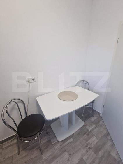 Garsonieră 37 mp + loc de parcare, complet mobilată, zona Sanpetru