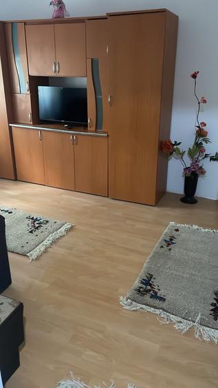 Inchiriez apart 2 camere Calea Romanilor ID : RH-45661-property