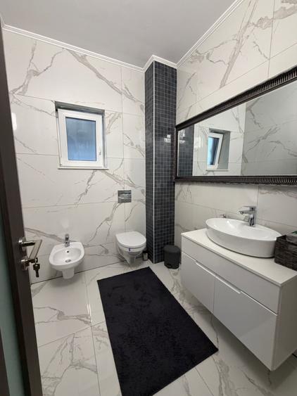 Casa individuala cu 5 camere mobilata utilata, 146 mp, teren 400 mp, Dezmir