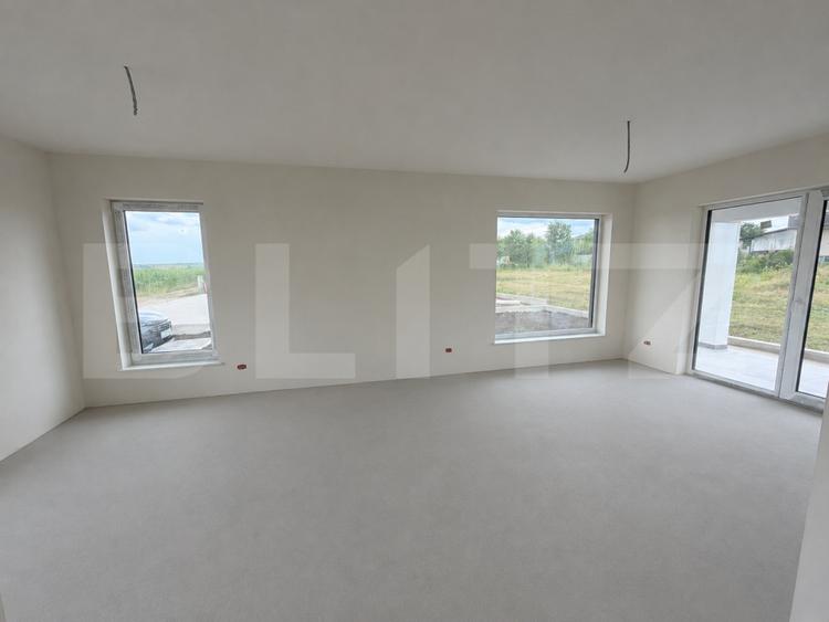 Casa moderna, 116 mp, 300 mp teren ,,la alb” zona rezidentiala Ipotesti