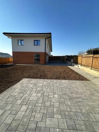 Casă tip duplex | finisat | 4 camere | zona Profi - Chinteni