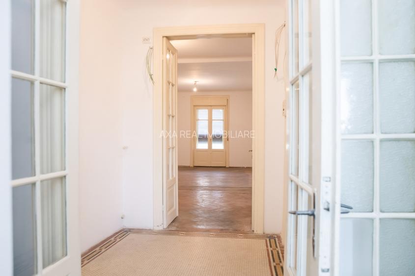 Apartamentul din turnul cu glorietă — Calea Victoriei nr. 2 - 10