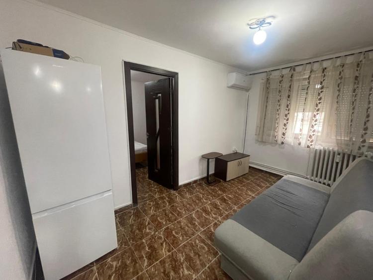 Apartament 2 camere, 31 mp, renovat, mobilat si utilat, langa Piata Valea Rosie