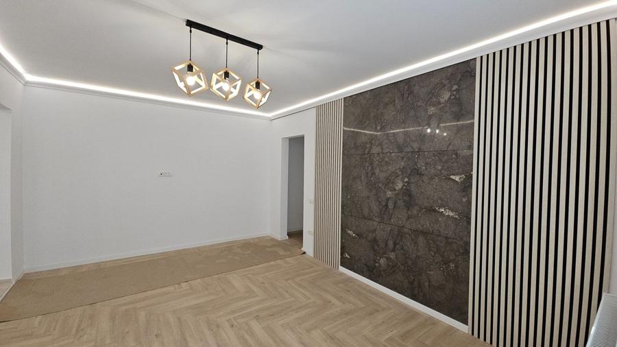Apartament 3 camere, recent finisat, balcon, Aleea Retezat Manastur