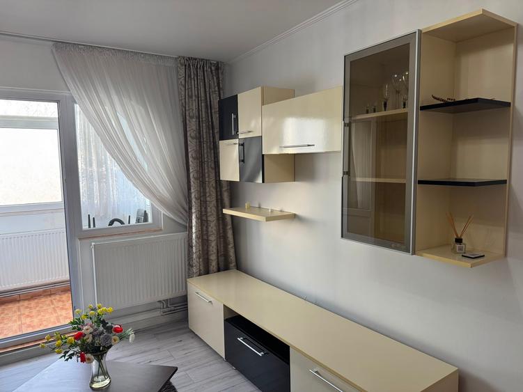 Apartament 2 camere Dacia Rond Zimbru