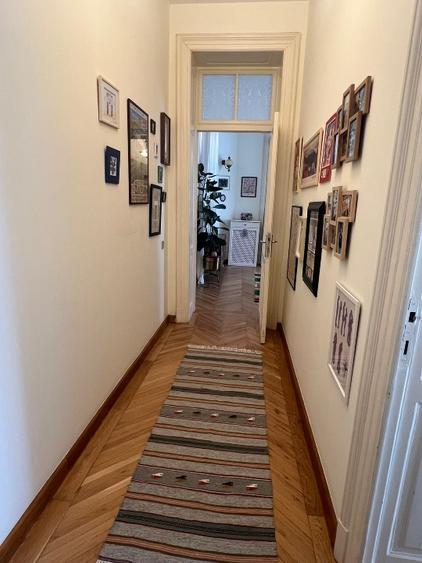 Apartament interbelic 128 mp | 50 m de Cișmigiu | renovat integral | parcare