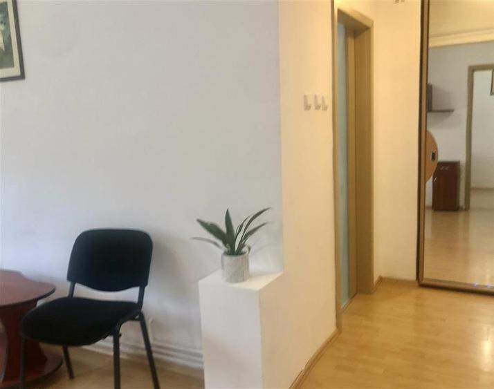 Pret bun! JUDETEAN - CALEA BUCURESTI | 2 Camere Spatios 57 MP | Boxa mare