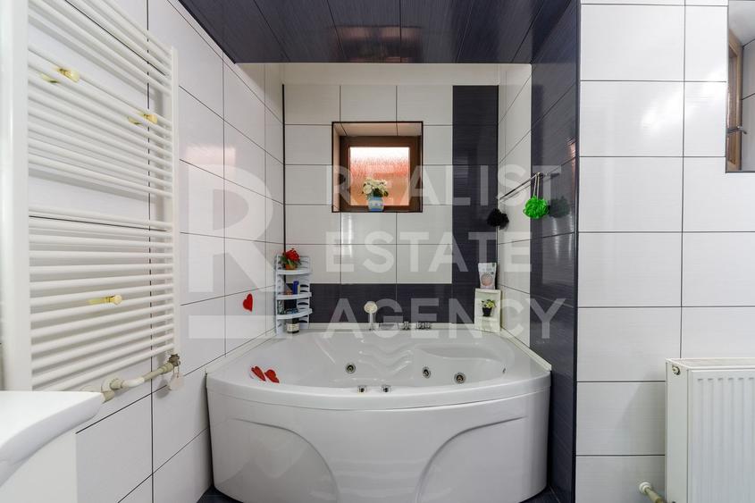 Vânzare, Duplex, 8 camere, zona Militari