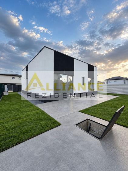 Str. Plopului / Zânelor | Casa parter 4 camere | 400mp teren
